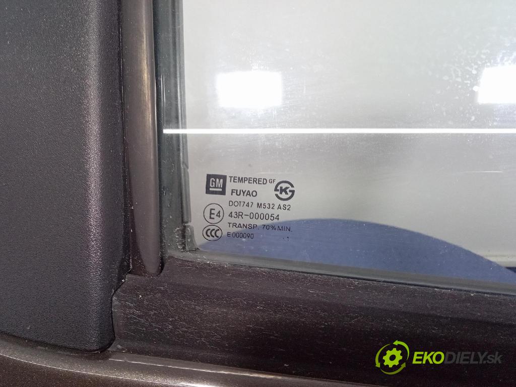 Chevrolet Spark 2011 dveře Zad: prave