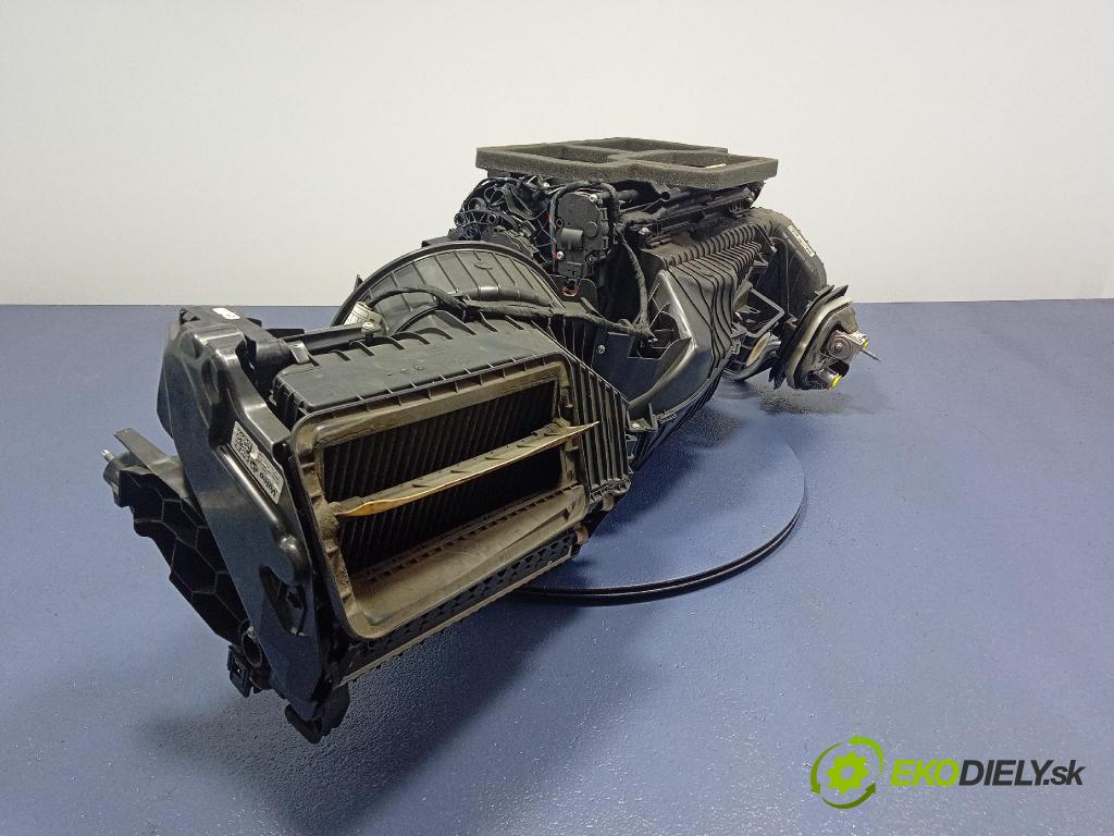 Bmw Seria 3 2019 radiátor 7942092