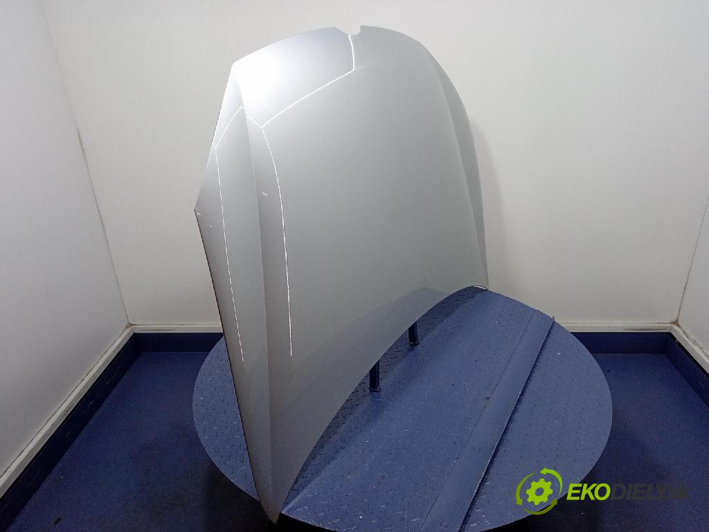 Vw Golf 2011 kapota přední: