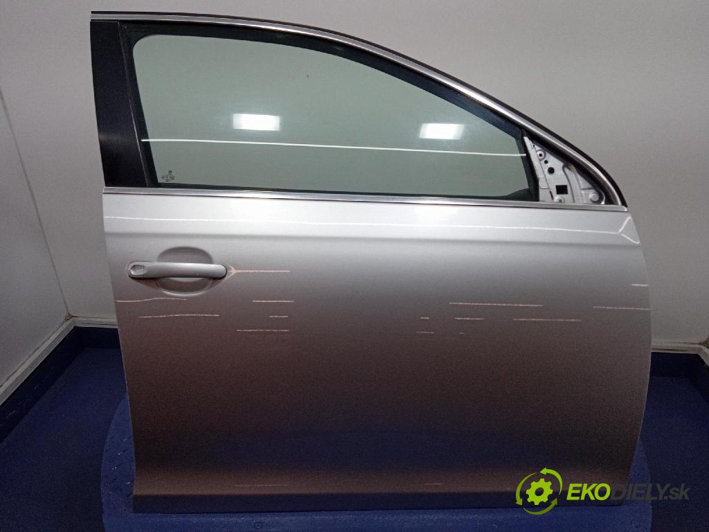 Vw Golf 2011 dvere Predné pravé
