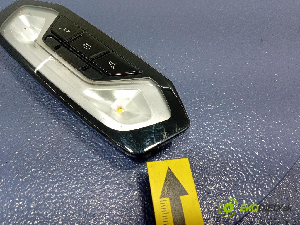 Bmw Seria 3 2019 Lampy Uvnitř 9490431
