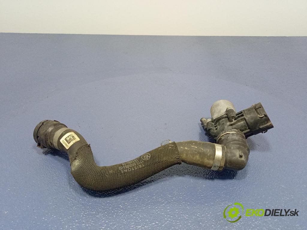 Bmw Seria 3 2019 trubka Chladič: 8689694