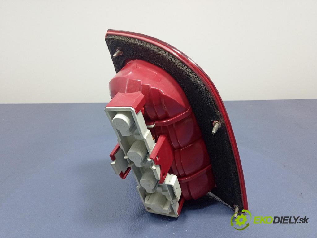 Skoda Octavia 2004 světlo Zad: levá Mimo: 1U6945095