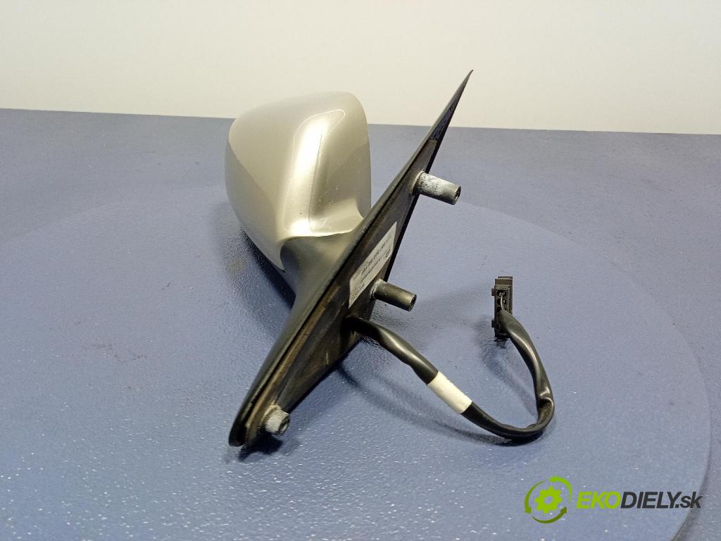 Skoda Octavia 2004 zpětné zrcátko prave 836098