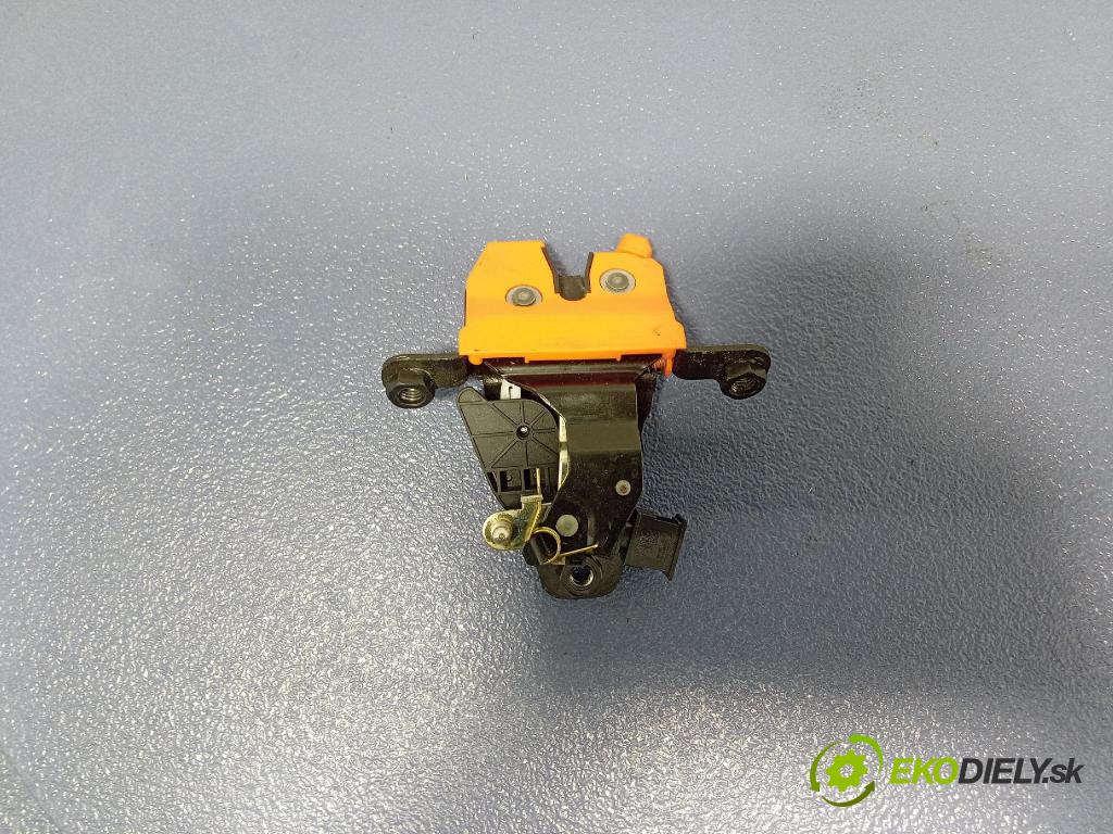 Skoda Octavia 2004 zámek Klapky: kufr 1U6827501G