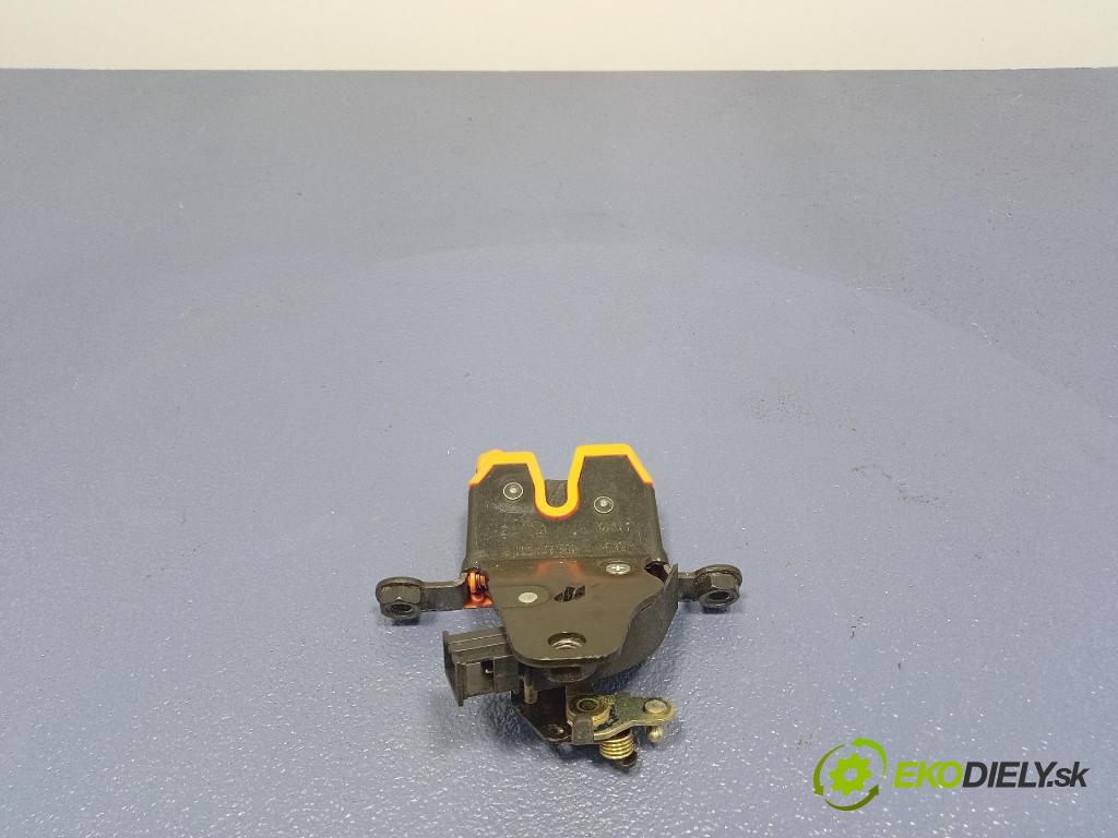 Skoda Octavia 2004 zámek Klapky: kufr 1U6827501G