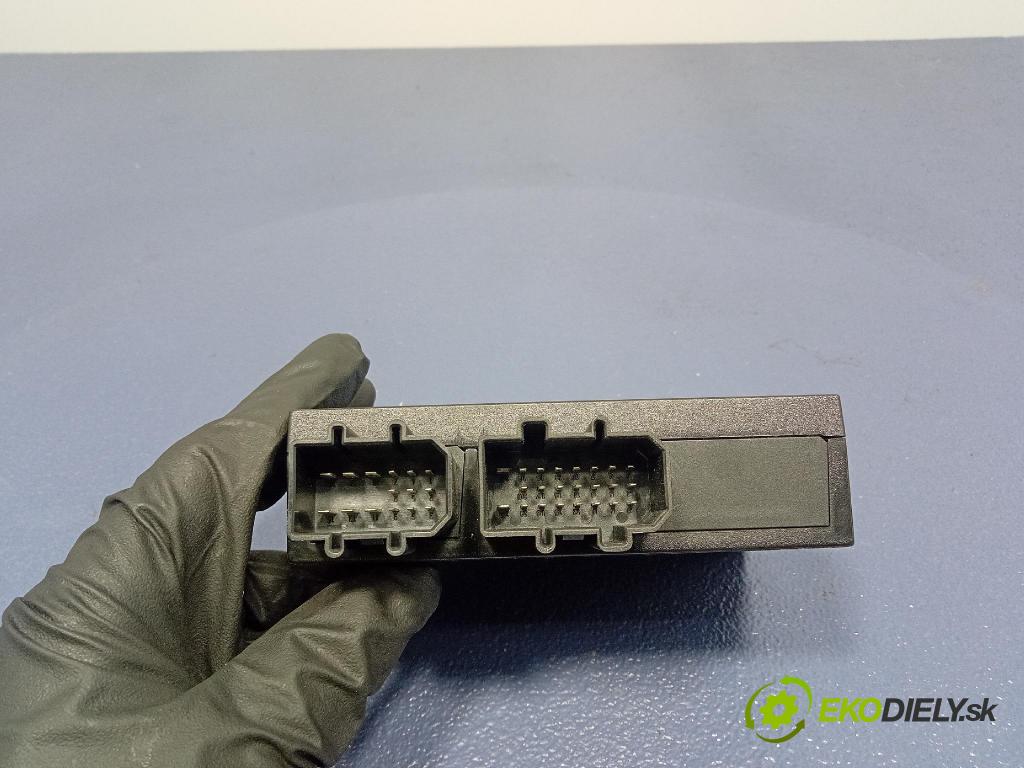 Skoda Octavia 2004 řídící jednotka Komfortu 1C0959799B