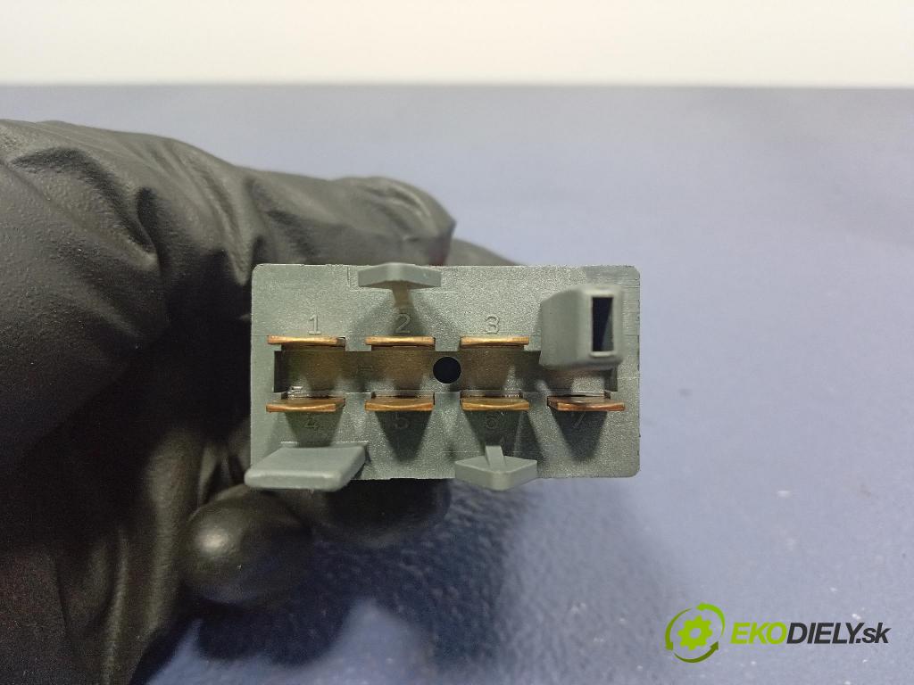 Skoda Octavia 2004 Přepínač 1U0953235B