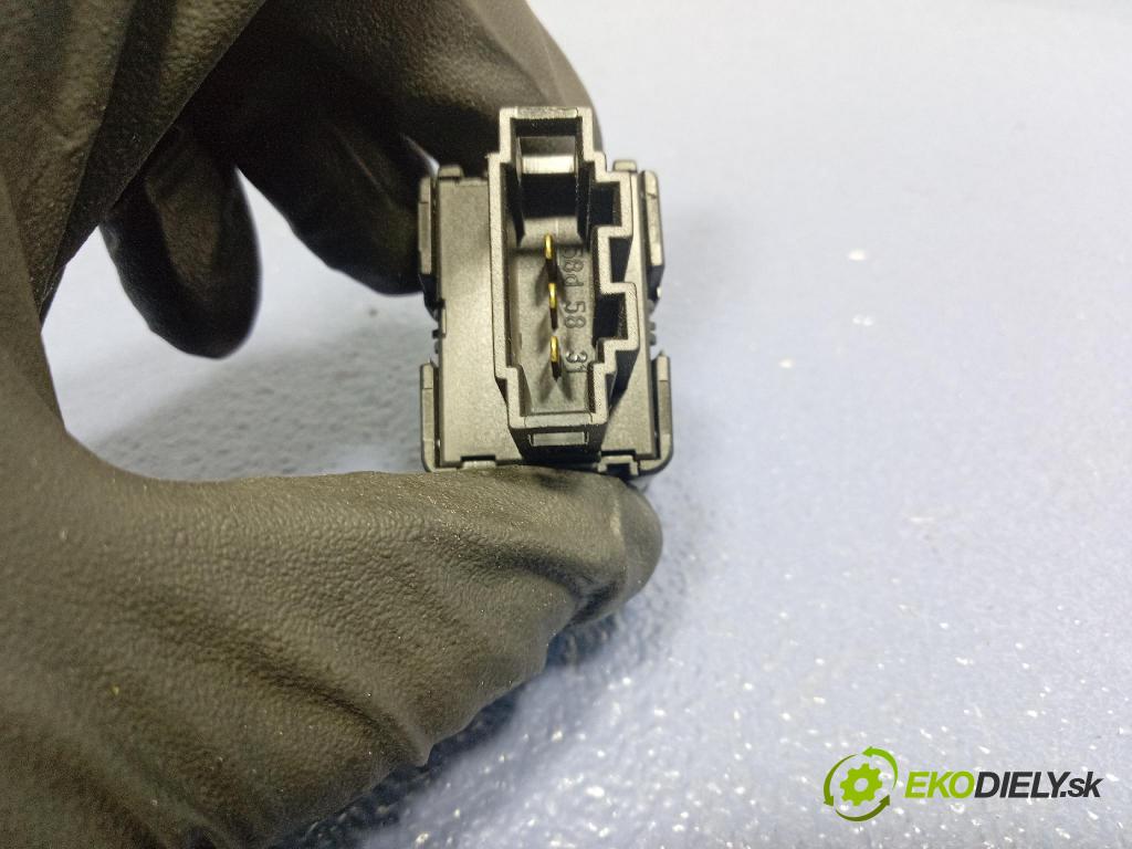 Skoda Octavia 2004 Přepínač Světel: 1U0941557A