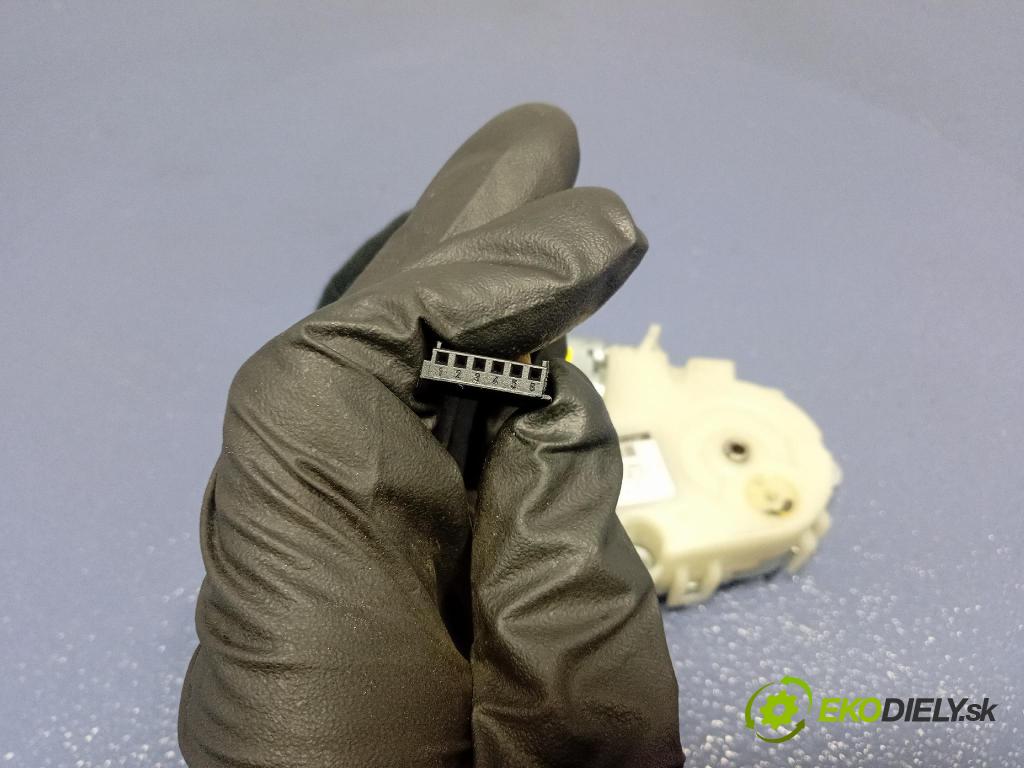 Skoda Octavia 2004 Střešní okno: 6X0959591D