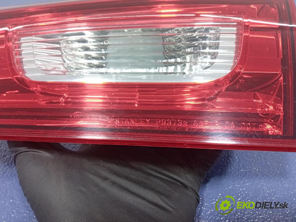 Mitsubishi Asx 2011 světlo Zad: Práva: Uvnitř STANLEY P9373R