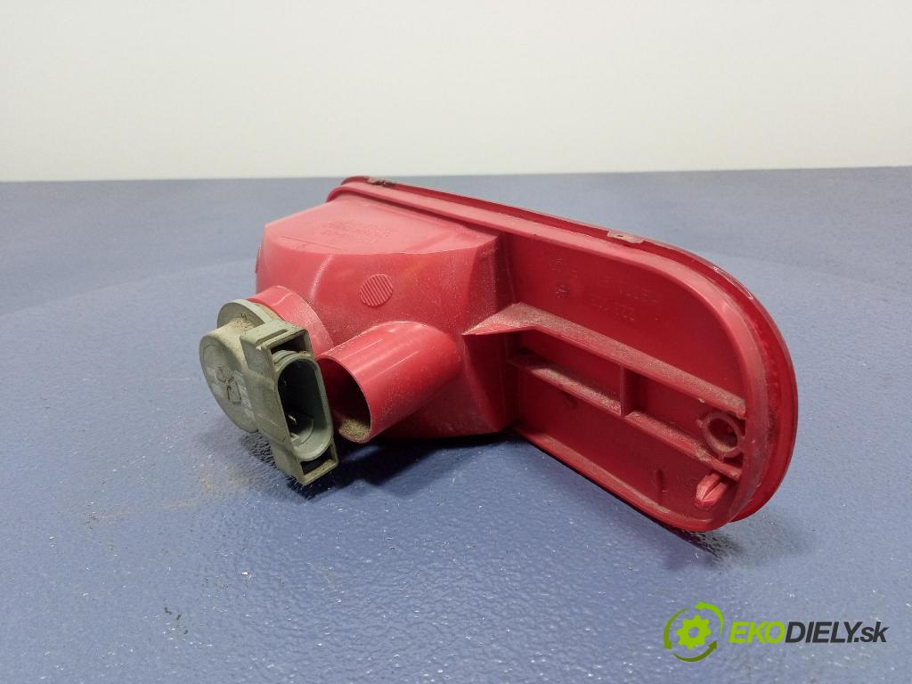 Chrysler Pt cruiser 2003 svetlo / reflektor zad ľavá Vonkajsia: 05288758AD