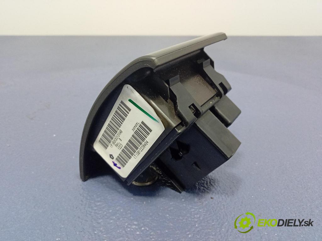 Chrysler Pt cruiser 2003 Přepínač Sklenka: 0UK931DVAB