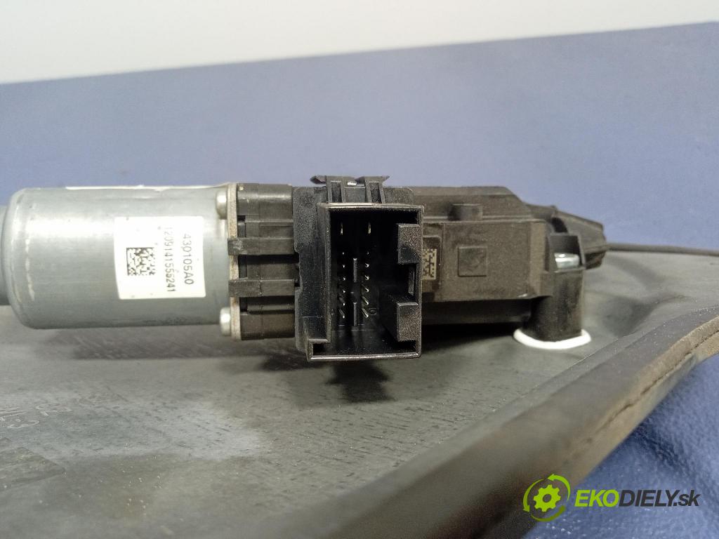 Skoda Fabia 2012 mechanismus stahování Sklenka: před v pravo: 6R0959802P