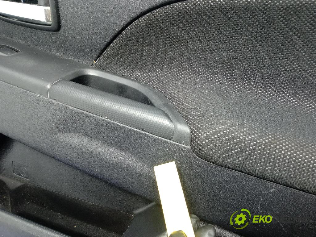 Mitsubishi Asx 2011 Tapacír: dveře před Práva: 7221B204XA