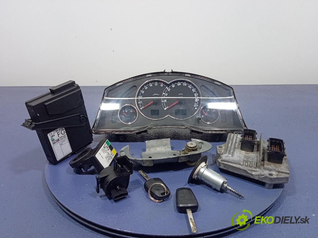 Opel Meriva 2006 řídící jednotka Motor: 12249823