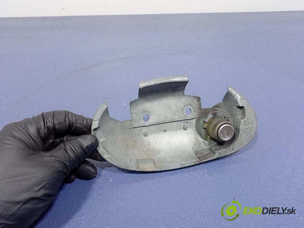 Opel Meriva 2006 řídící jednotka Motor: 12249823