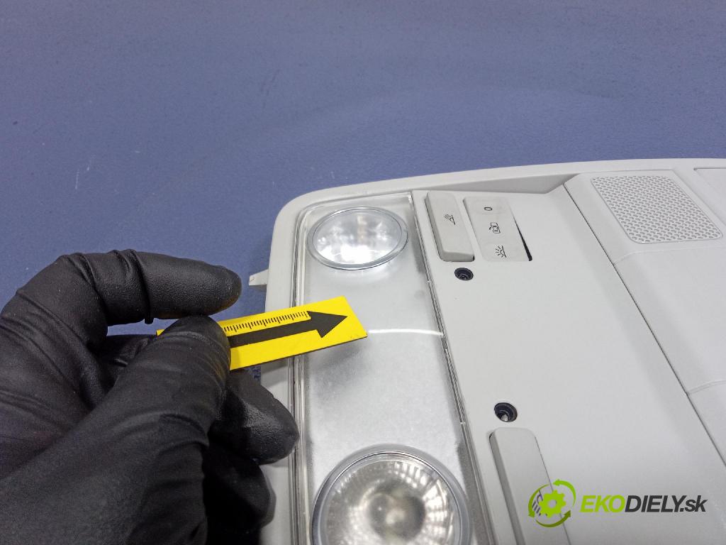 Vw Golf 2011 Lampy Uvnitř 3C0867489