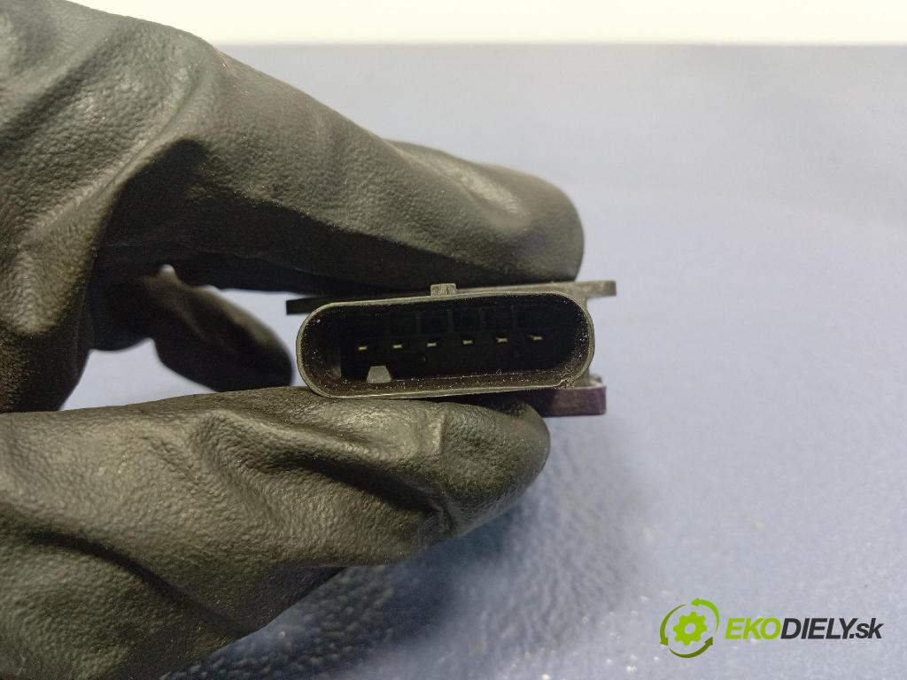 Skoda Elroq 50 2025 Zesilovač: Letecký / GPS 5WA962133G