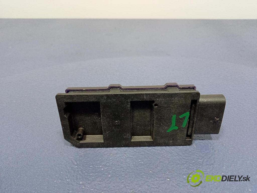 Skoda Elroq 50 2025 Zesilovač: Letecký / GPS 5WA962133G