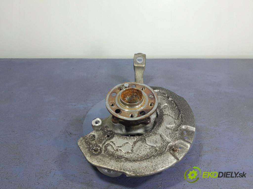 Mercedes E-klasa 2019 náboj Práva: 01