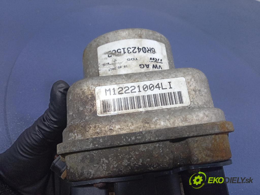 Vw Fox 2006 servočerpadlo  6R0423156B