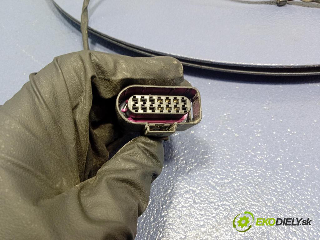 Skoda Elroq 50 2025 snímač / řídící jednotka PDC 5LJ971104