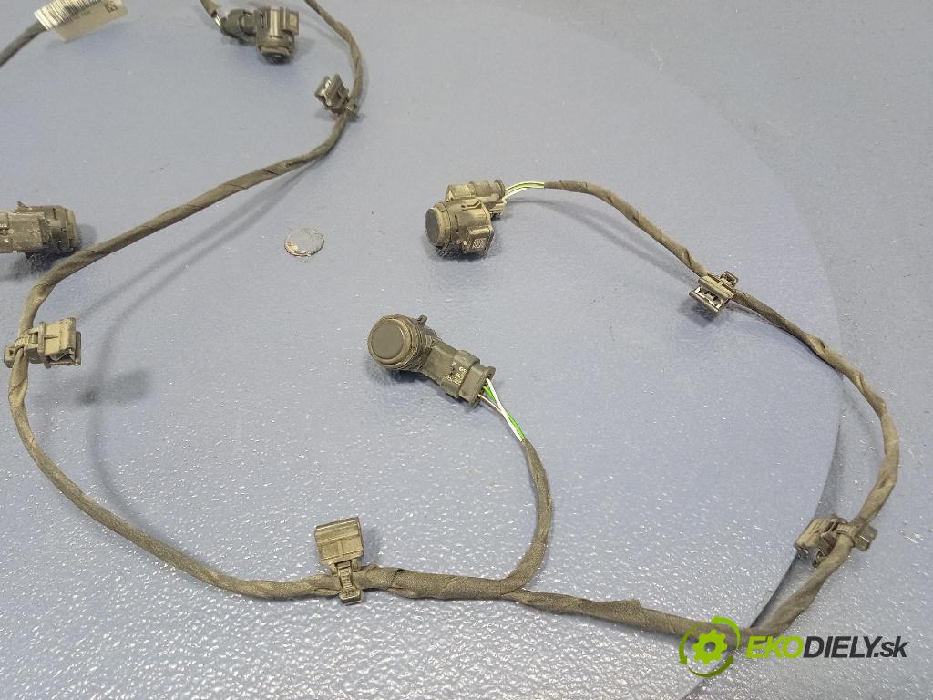 Skoda Elroq 50 2025 snímač / řídící jednotka PDC 5LJ971104