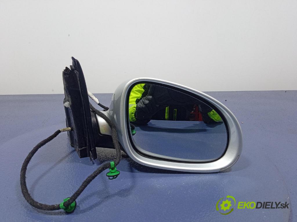 Vw Golf 2011 zpětné zrcátko prave