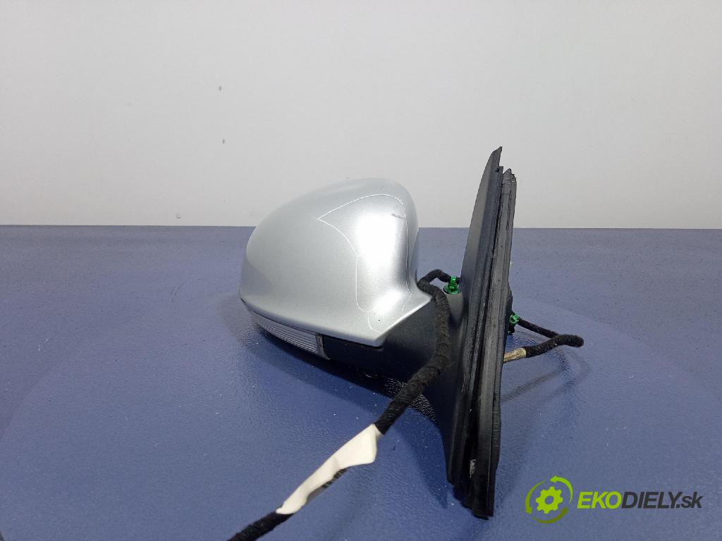 Vw Golf 2011 zpětné zrcátko prave
