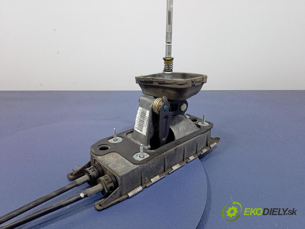 Vw Golf 2011 Páka: Zmeny: 1K0711049CB