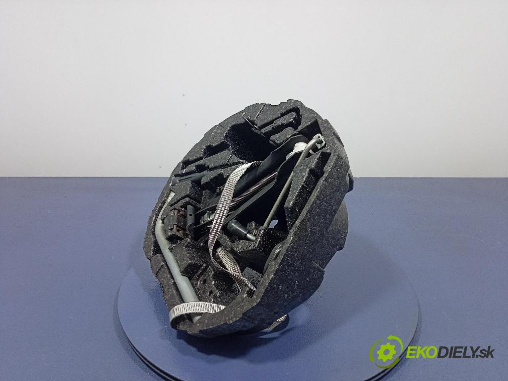 Vw Golf 2011 koš kola: Náhradní 1J0012115AD