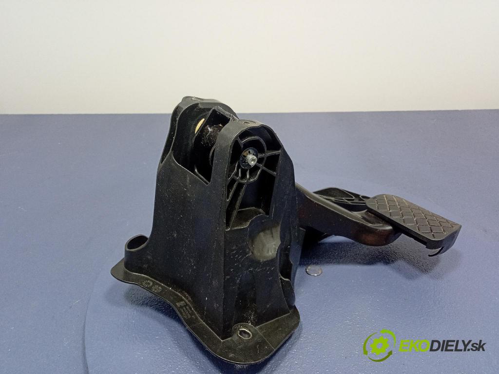 Skoda Elroq 50 2025 pedály 1EB723058J