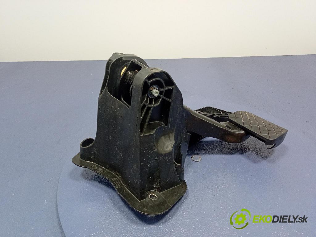 Skoda Elroq 50 2025 pedály 1EB723058J