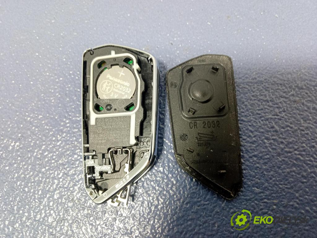 Skoda Elroq 50 2025 koberec do auta 5LJ061500A