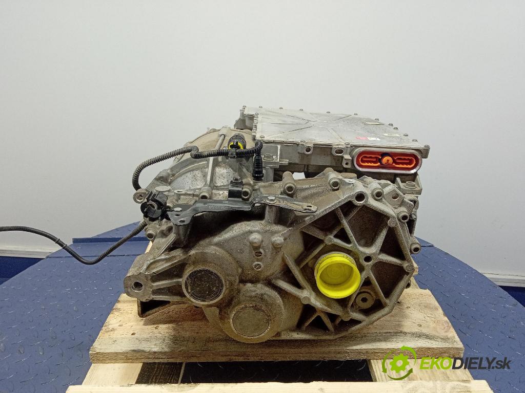 Skoda Elroq 50 2025 elektromotor Elektrický: EDC