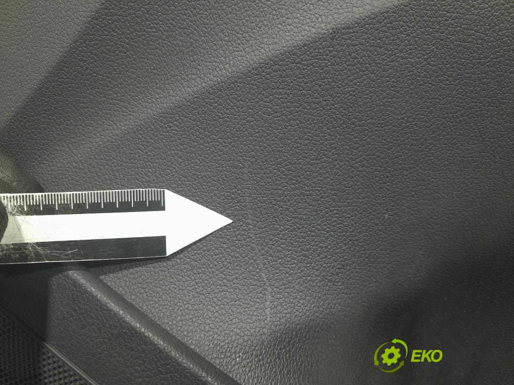 Skoda Fabia 2019 Tapacír: dveře před Práva: 01