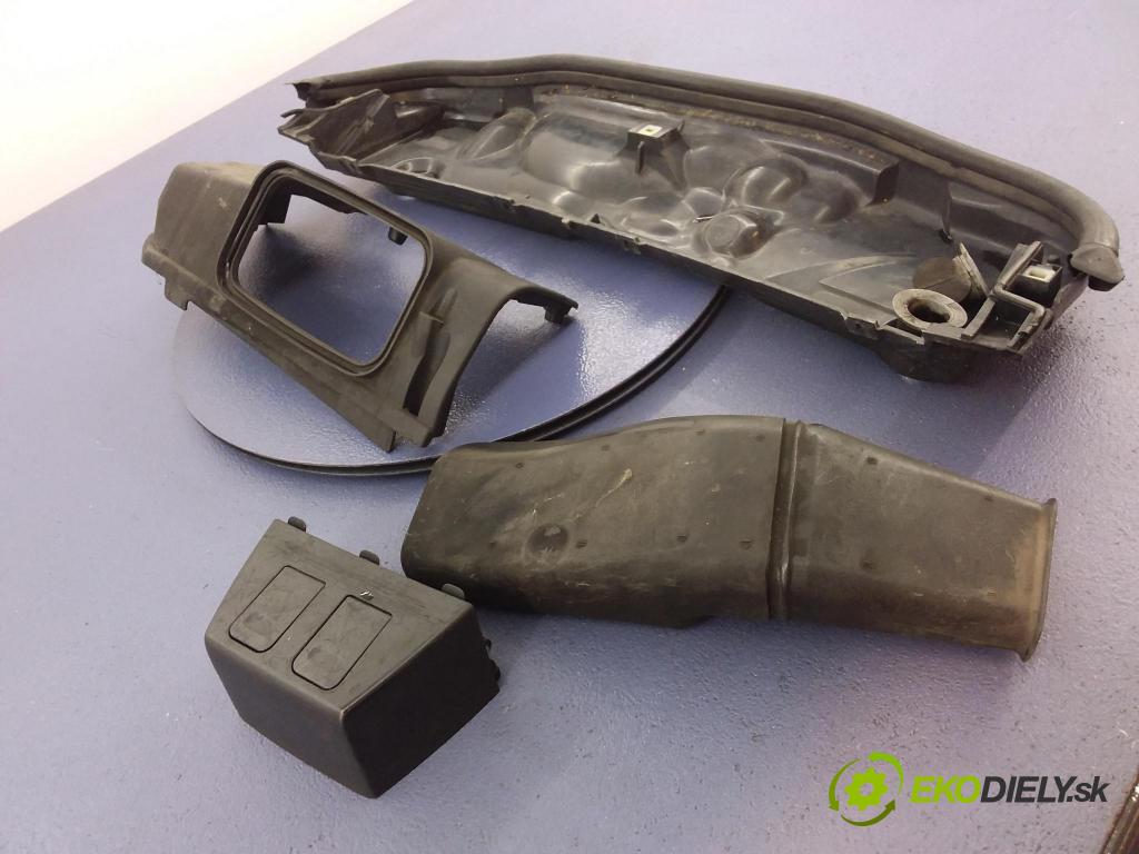 Bmw Seria 3 2002 Části z demontažní balíček