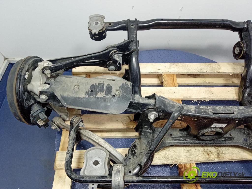 Skoda Elroq 50 2025 výstuha Pozastavenia: zad 1EA505315AT