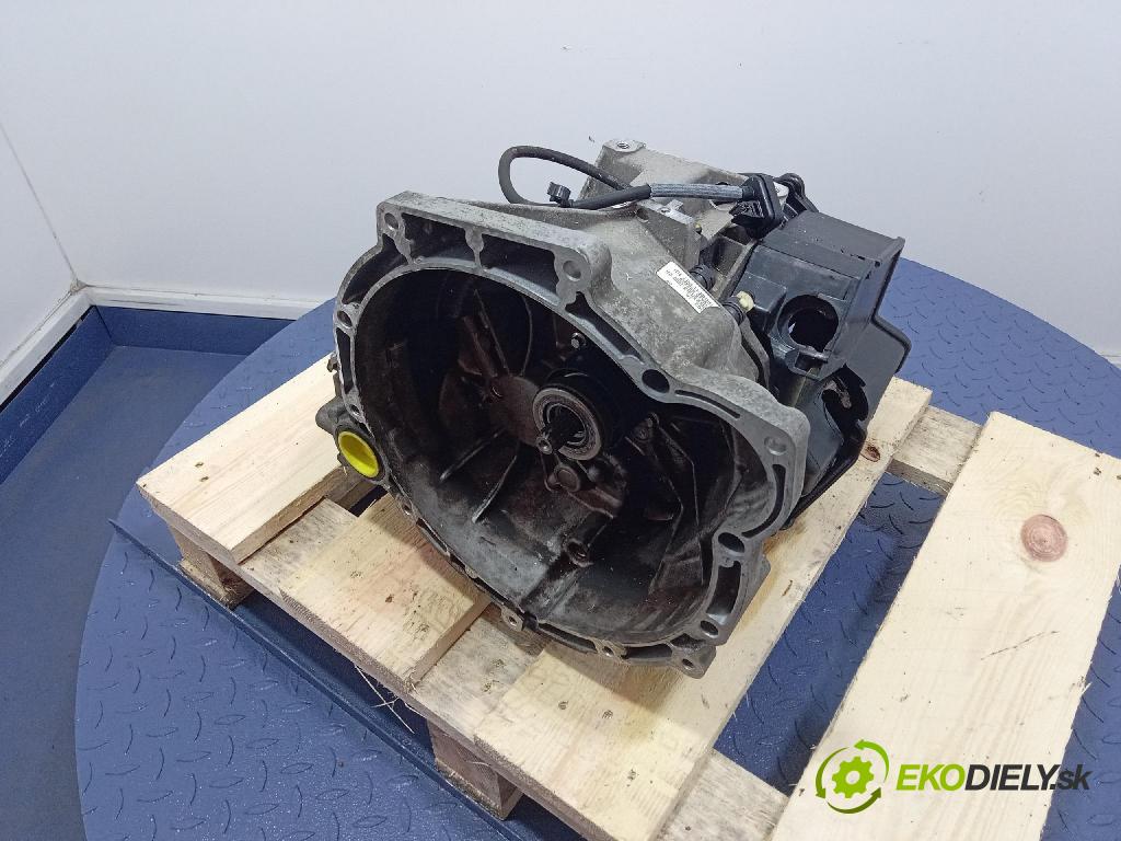 Ford Fiesta 2010 převodovka Ozubené kola: Manualna 8A6R7002JA