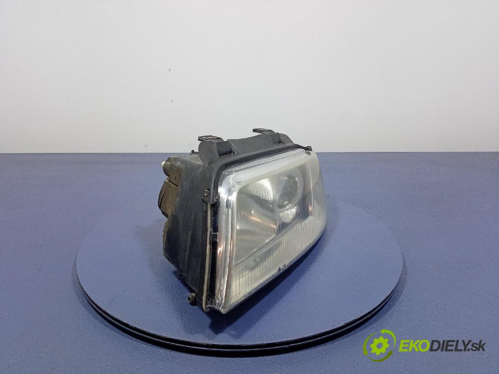 Audi A4 1999 světlo Levý: 8D0941003AK