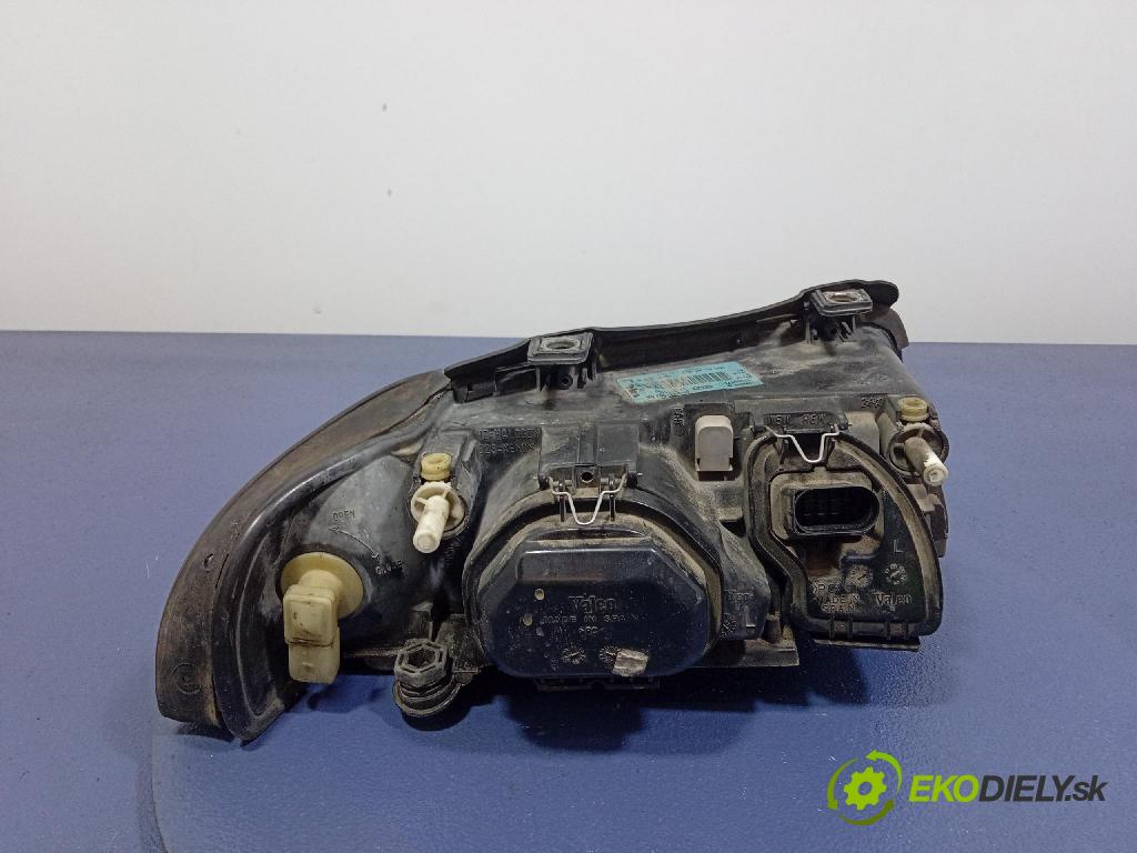 Audi A4 1999 světlo Levý: 8D0941003AK