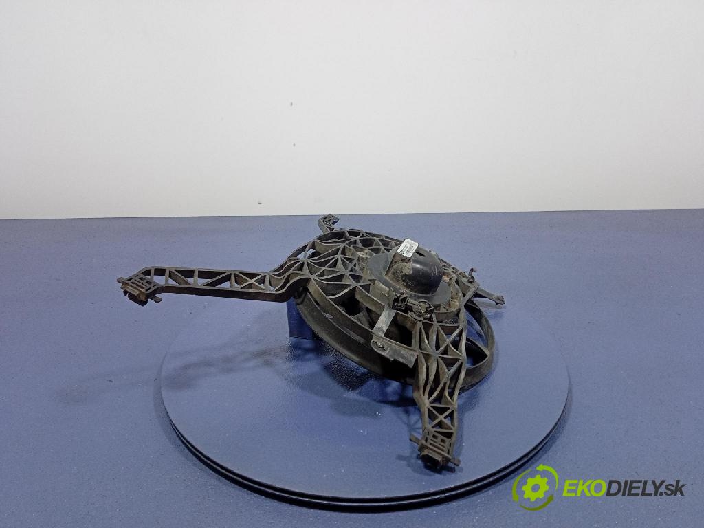 Ford Fiesta 2010 ventilátor Chladič: 8V51-8C607-BE