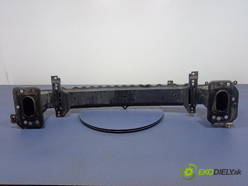 Ford Fiesta 2010 výztuha narazník před