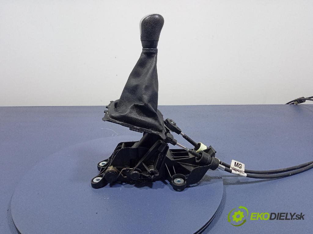 Ford Fiesta 2010 Páka: Zmeny: 8A6R7C453MBB