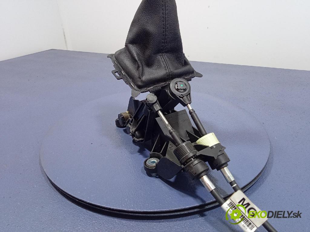 Ford Fiesta 2010 Páka: Zmeny: 8A6R7C453MBB