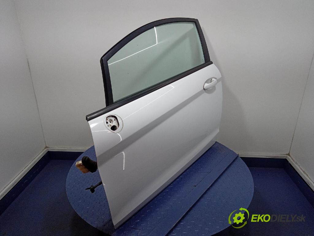 Ford Fiesta 2010 dveře před Vlevo, odjet: