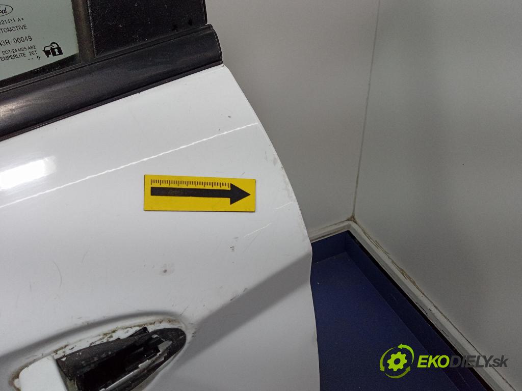 Ford Fiesta 2010 dveře před Vlevo, odjet: