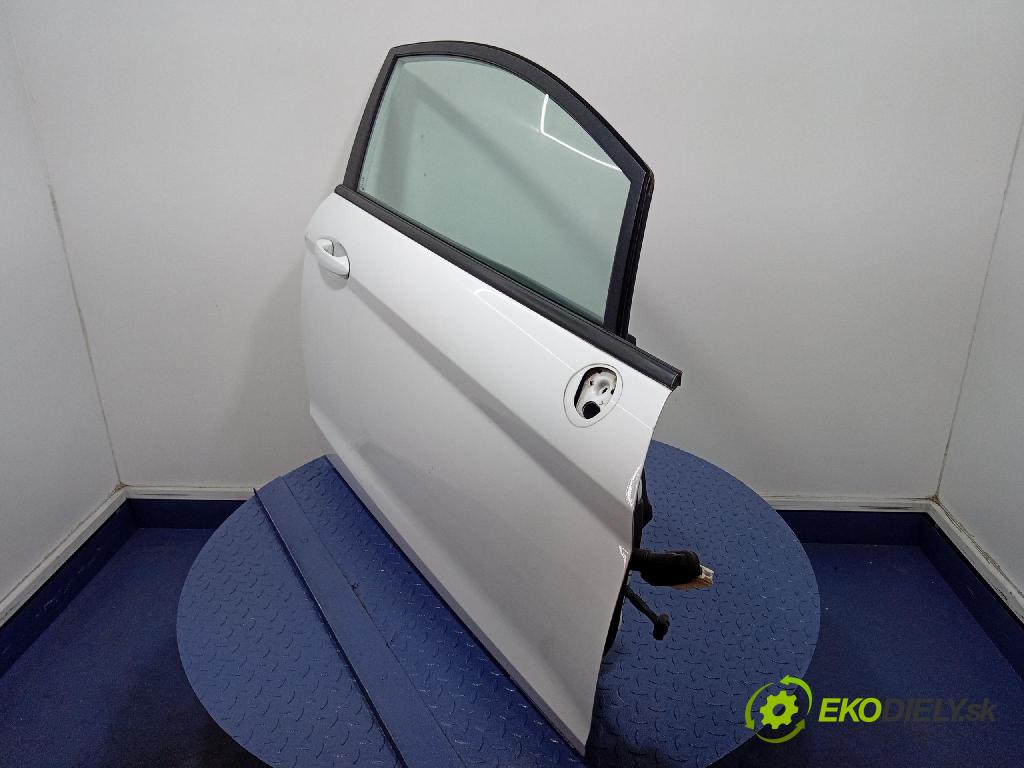 Ford Fiesta 2010 dveře před prave