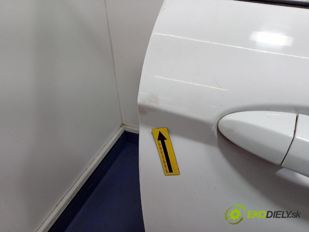 Ford Fiesta 2010 dveře před prave